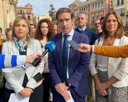 VOX advierte que los sevillanos no perdonarán a PP y PSOE que estén usando el Metro de Sevilla como arma electoral Javier Cortés: "Han demostrado tener la cara de cemento armado, pues ambos han gobernado en España y en la Junta, y ninguno de los dos partidos han sido capaces de dotar a Sevilla de una red de metro digna"