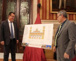 Portada de la Feria de Abril para 2023 inspirada en la Plaza de España y el Teatro Coliseo España