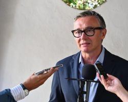 VOX ensalza la gesta de Juan Sebastián ElcanoManuel Gavira: "Existen otros partidos que no están orgullosos de la historia de España y se avergüenzan de ella"