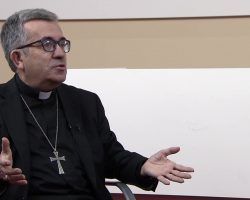 El obispo y la ministra