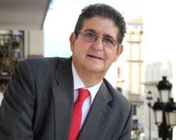 “Sevilla, la ciudad más amada», primer libro de José Joaquín Gallardo