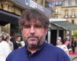 De las líneas rojas a la alfombra roja