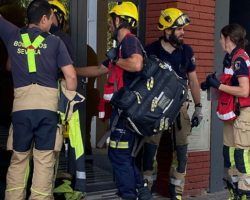 Muere una mujer en el incendio de una vivienda en Los Remedios