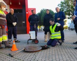4.000 actuaciones de desratización en los próximos dos meses en SevillaPozo: “Con estas intervenciones, solucionaremos la nefasta gestión del Gobierno anterior"