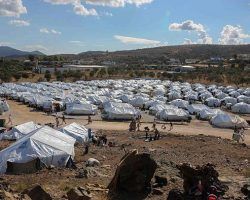 Urge que el Gobierno español adopte una política migratoria