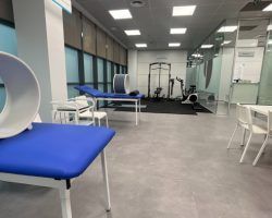 Quirónsalud pone en marcha un nuevo centro de rehabilitación en SevillaIntegra procesos de rehabilitación desde accidentados de tráfico hasta rehabilitación infantil