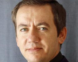 “Los jóvenes no son sólo el futuro de la Iglesia sino el presente, igual que fueron también el pasado”Entrevista a Antonio Santos, párroco de Coria del Río
