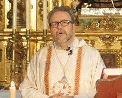 Entrevista a Pablo Colón Perales, párroco en Coria del Río"Vivimos en una realidad secularizada y descreída, y frente a ella, tenemos que salir a los foros de debate, y la salida debe ser en base a las preferencias sociales y culturales de la vida como nos invita el Papa"