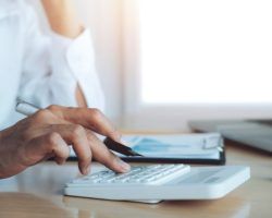 ¿Qué elementos conviene tener en casa si se hace home office?