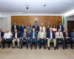 El Colegio de Aparejadores homenajea a los colegiados que cumplen 50 años de colegiaciónEste reconocimiento ha sido enmarcado dentro de los actos del Día del Patrón de la Arquitectura Técnica