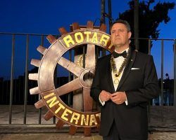 Ismael Mora, nuevo presidente de Rotary Club de SevillaPondrá en marcha un proyecto socioeducativo en el Polígono Sur