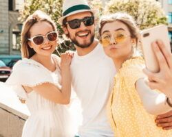 Gafas de sol Mr. Boho: innovación y estilo para proteger los ojos de los sevillanos