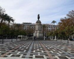 La plaza española y sus deformaciones