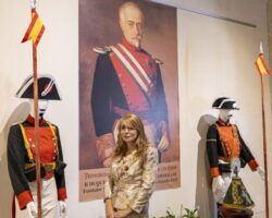 María Fidalgo Casares recibe la Medalla de la Orden de Santa Bárbara