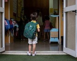 La tercera línea de inversiones en Educación de la Junta asigna 8,2 millones para equipamiento e instalaciones en Sevilla