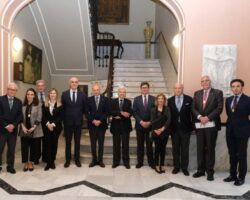 El Excmo. Ateneo de Sevilla inauguró un nuevo curso académico