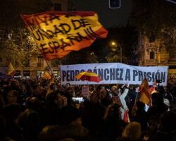 Cumplimos los españoles de a pie un año de manifestación por la democracia