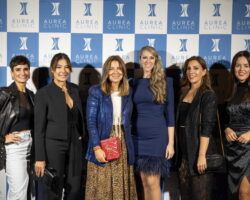 Aurea Clinic celebra su primera década de innovación en Cirugía Plástica desde SevillaSu clínica boutique, pionera en Andalucía, ha empezado a realizar la técnica disruptiva de aumento de pecho Mia Femtech