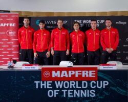 Nadal enfrenta su última Copa Davis en Málaga, decidido a apoyar al equipo en su lucha por la victoriaNadal: “No estoy aquí para retirarme, sino para intentar ayudar al equipo”