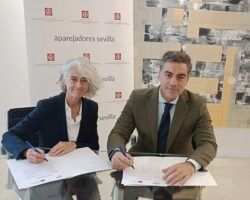 El Colegio de Aparejadores y Arquitectos Técnicos y el de Arquitectos de Sevilla unifican criterios para facilitar la tramitación del visado del Certificado Final de Obras Ambos Colegios presentan las nuevas instrucciones para la cumplimentación y tramitación del CFO, una propuesta que agilizará la tramitación