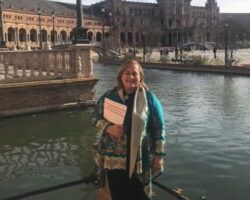 Cartas al director. Dirigida a Amparo GracianiEmilio Pérez Romero