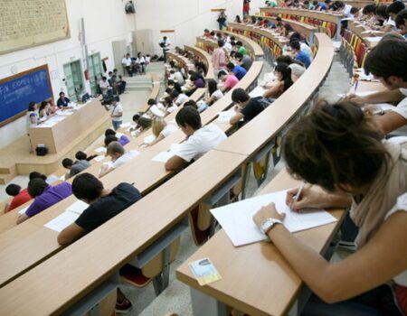 La Junta aportará una partida adicional de 21M€ para financiar al sistema público universitario 