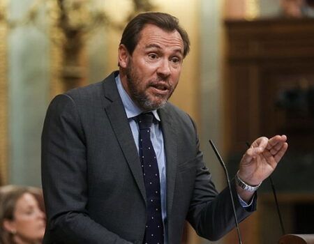 El PP de Sevilla exige una rectificación pública al ministro Óscar Puente por sus ofensas hacia los andalucesRicardo Sánchez: “La falta de respeto, el tono chulesco y la provocación constante del ministro Puente cruzan todas las líneas rojas"
