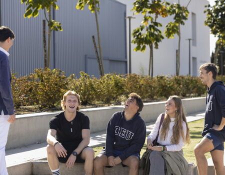 CEU en Andalucía supera el millón de euros en becas y ayudas al estudio
