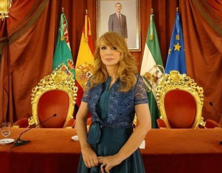 María Fidalgo Casares gana el Premio Nacional de Periodismo “Ortega Munilla” La Ministra de Defensa Margarita Robles entregará el galardón a la profesora del Herrera