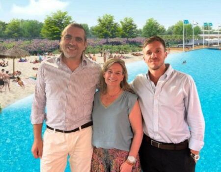 Forty Management alaba la gestión y eficiencia de Isabel Madera para sacar el proyecto de la playa de Bormujos adelante