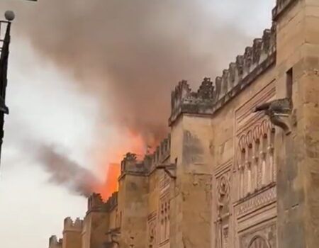 Declarado un incendio en la Mezquita de Córdoba
