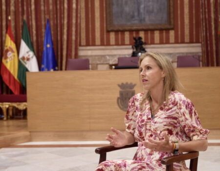 VOX exigirá la eliminación del gasto superfluo, mayor inversión en barrios y en la economía local para el presupuesto de 2026Cristina Peláez: “Los sevillanos pagamos demasiados impuestos y debemos rebajar lo máximo posible para paliar la voracidad fiscal del Estado"