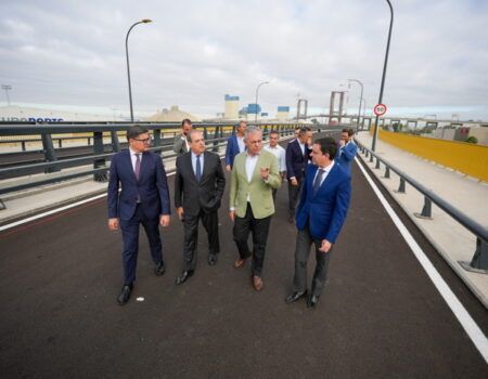 El nuevo viario que conecta Palmas Altas con la Avenida de las Razas 