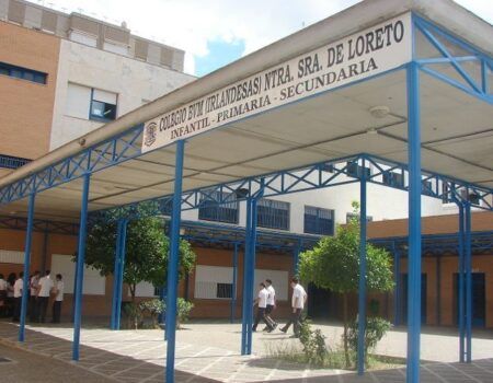 El Colegio Irlandesas de Loreto retira de su página web los nombres de profesores y representantes