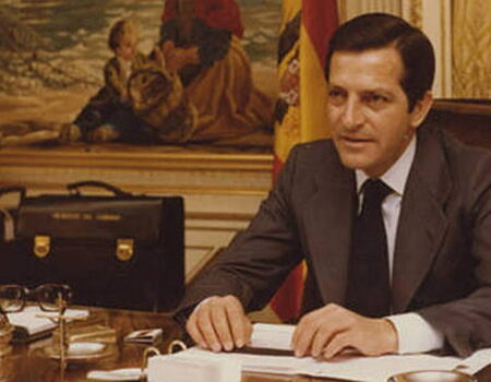 Adolfo Suárez como coartada