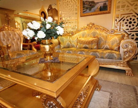 Muebles clásicos de lujo definen la decoración elegante