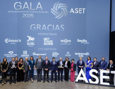 La Gala del Turismo de ASET celebra el liderazgo del sector con 130 asociados y el 25% del PIB de la ciudadTorre Sevilla, Aire Ancient Baths y Guillermo Cruz García reciben los premios turísticos 2025 