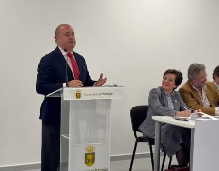 Bormujos refuerza su posicionamiento gastronómico y presenta su proyecto de Escuela de Hostelería en la Asamblea de la Academia Sevillana de Gastronomía