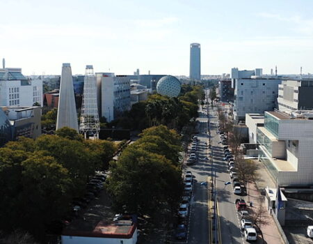 Sevilla impulsa un nuevo modelo de construcción inteligente y sostenible con industrialización, BIM y Passivhaus