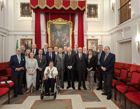 La Fundación Real Academia de Medicina y Cirugía de Sevilla rinde homenaje a María Luisa Guardiola, presidenta honorífica de ANDEXEl acto ha destacado su contribución a la humanización de la oncología pediátrica y en el apoyo a miles de familias andaluzas