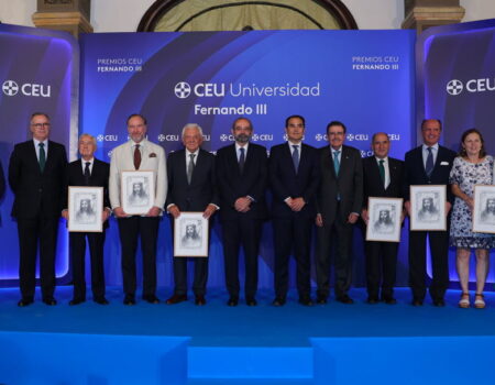 La Universidad CEU Fernando III reconoce trayectorias ejemplares al servicio de la sociedad en la VIII edición de sus premios