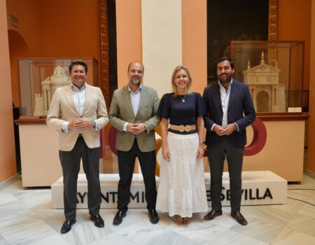Cristina Peláez renuncia al acta de concejal para incorporarse al Parlamento de Andalucía y será sustituida por Gonzalo García de Polavieja  
